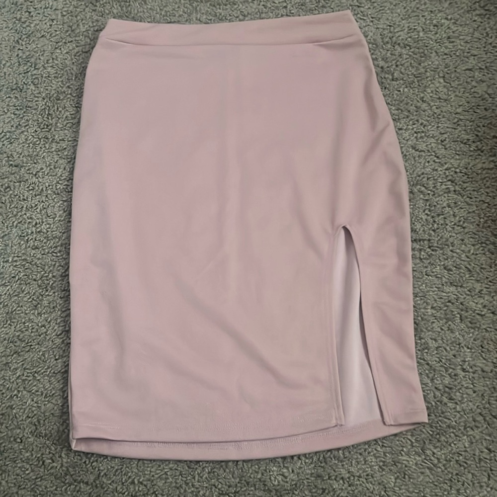 Nude pink slit pencil skirt